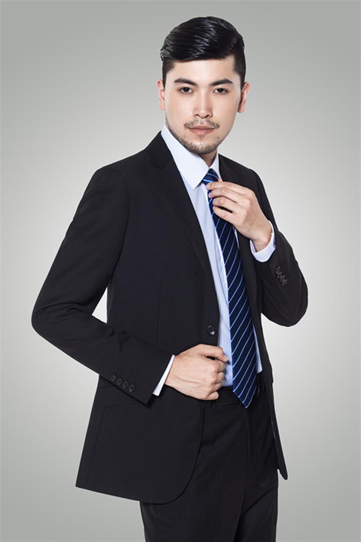 贺先秀视觉与舞美负责人